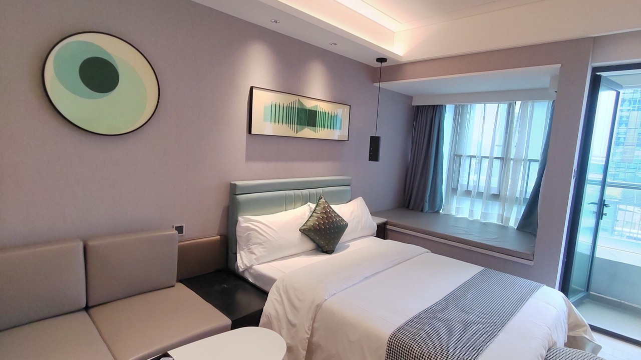 Photo of Bedroom in Huaqiang North