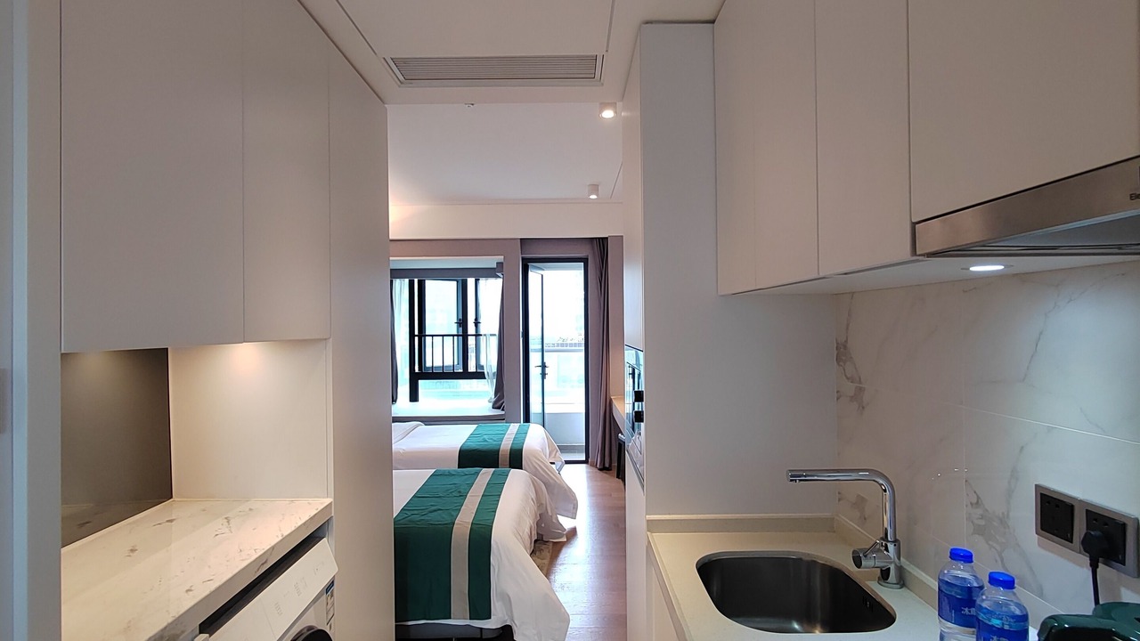 Photo of Bedroom in Huaqiang North
