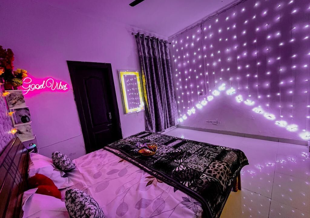 Photo of Bedroom in Greater Noida