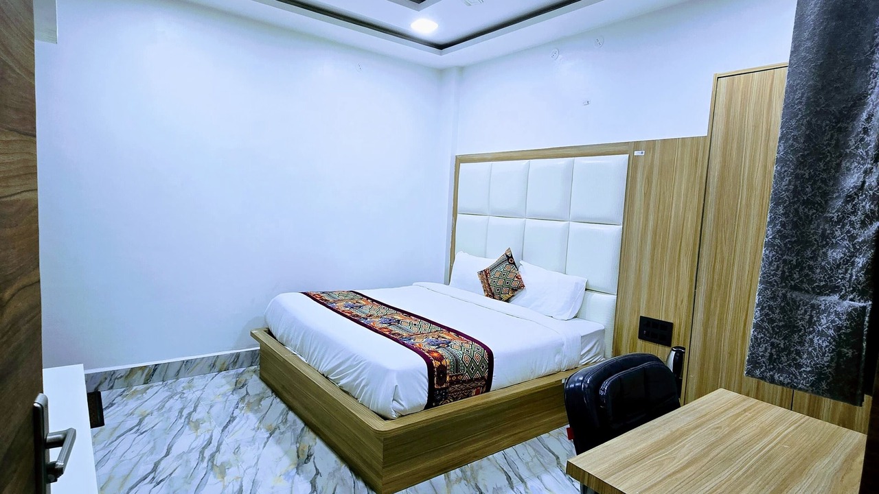 Photo of Bedroom in Mathura