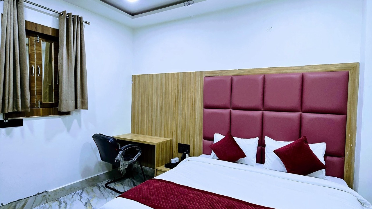 Photo of Bedroom in Mathura