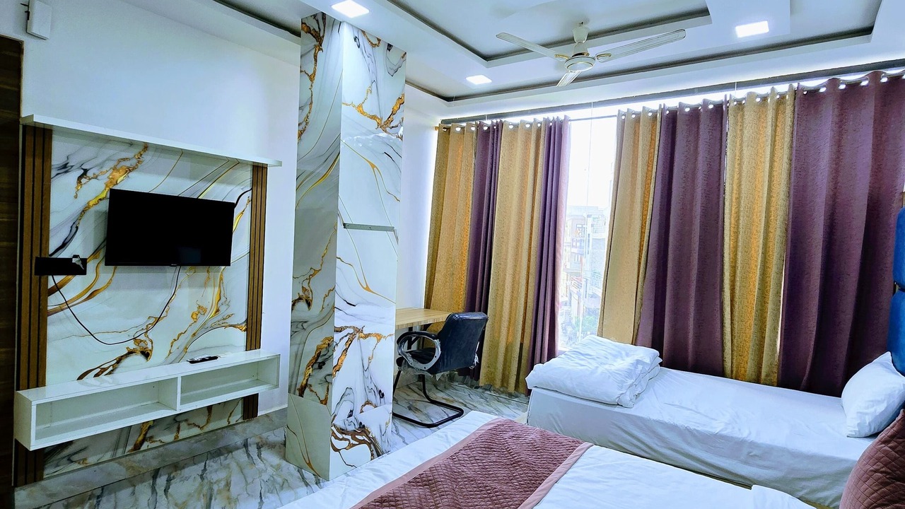 Photo of Bedroom in Mathura