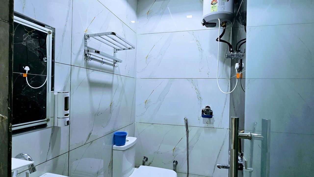 Photo of Bathroom in Mathura