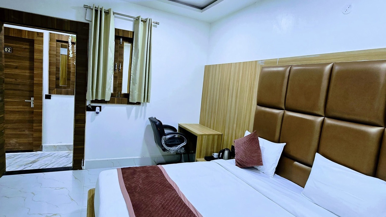 Photo of Bedroom in Mathura