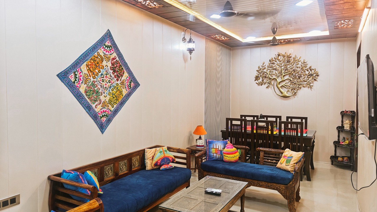 Photo of Livingroom in Taj Ganj