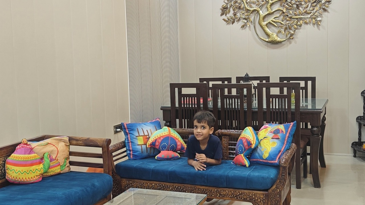 Photo of Livingroom in Taj Ganj