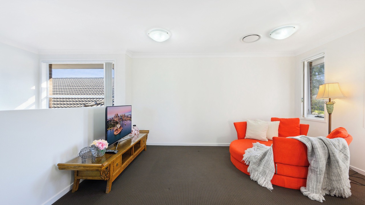 Photo of Livingroom in Jordan Springs
