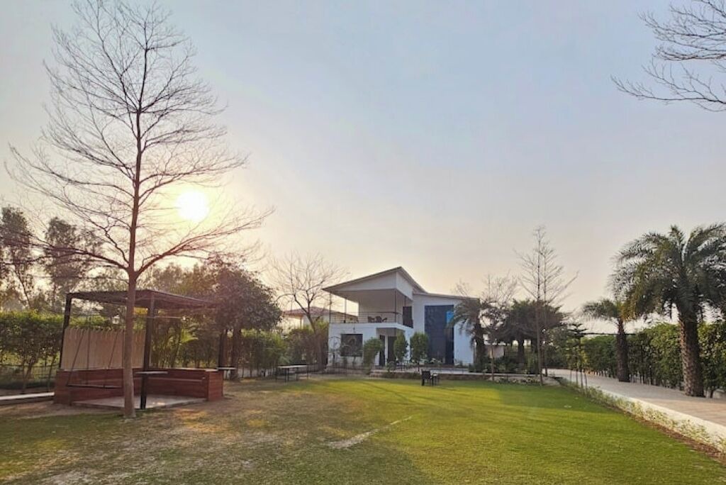 Photo of Outdoor in Noida