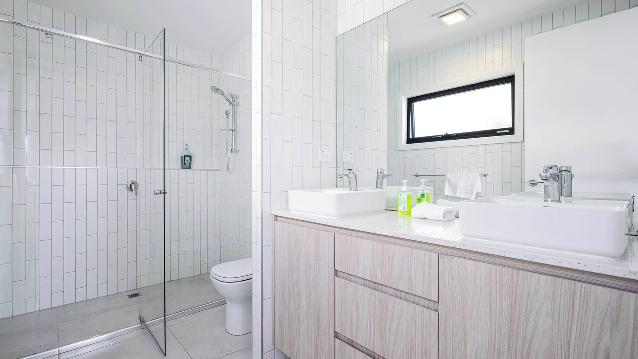 Photo of Bathroom in Denham Court