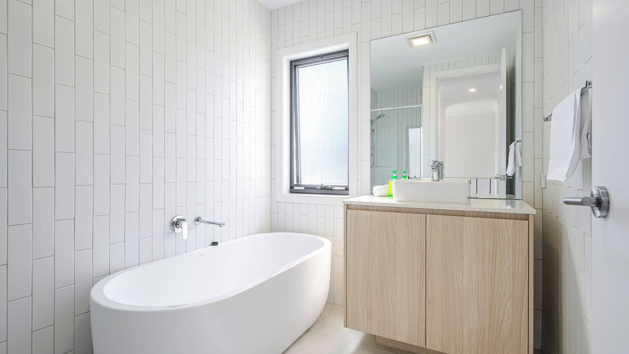 Photo of Bathroom in Denham Court