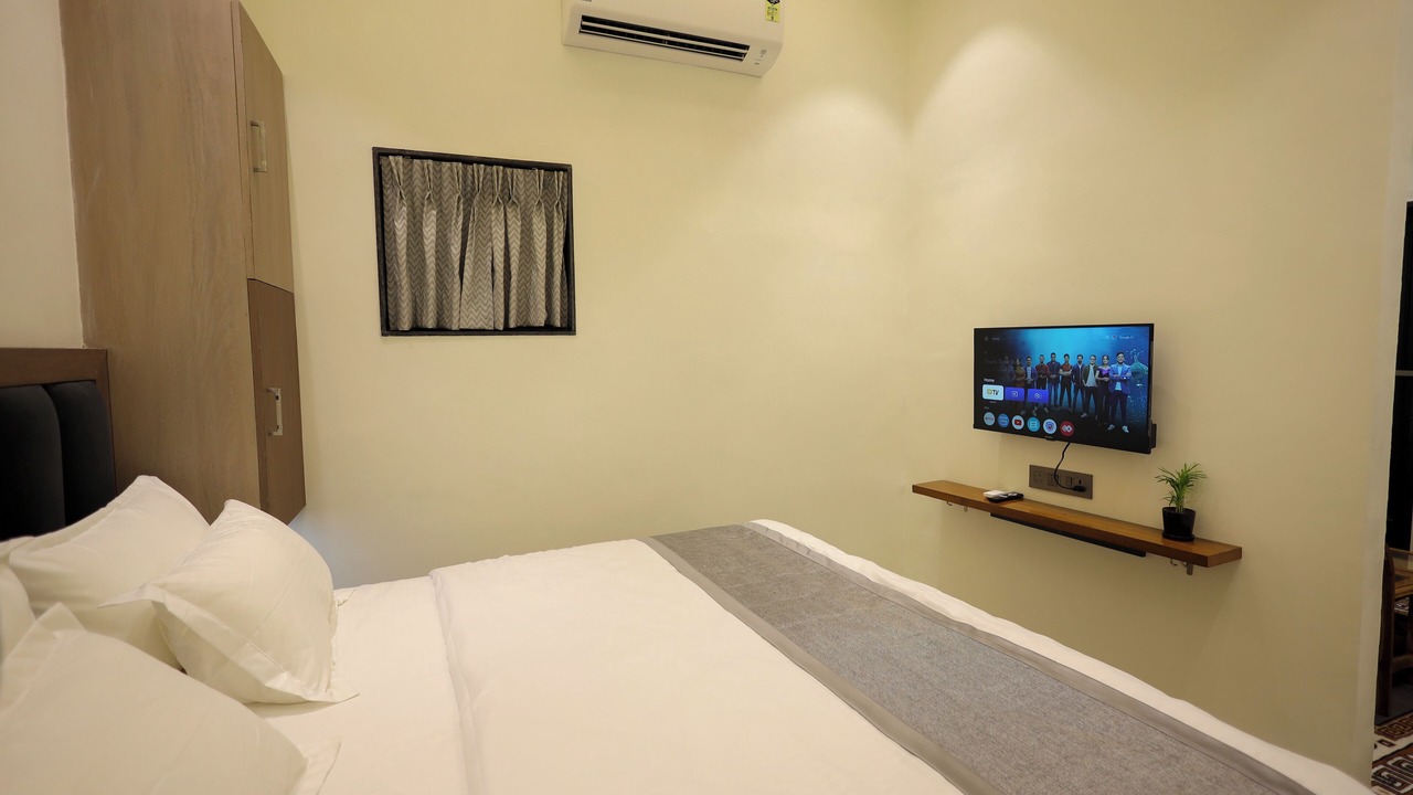 Photo of Bedroom in Mathura