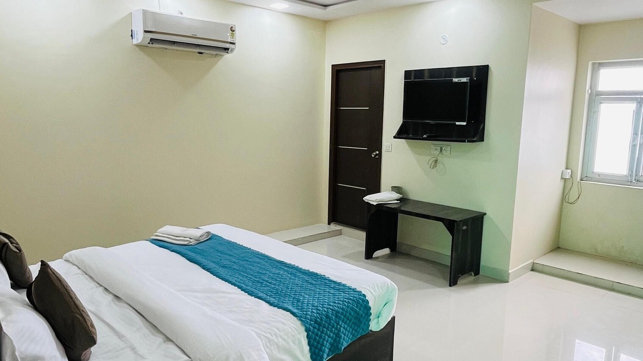 Photo of Bedroom in Agra