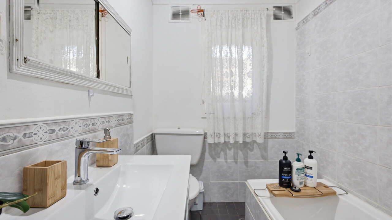 Photo of Bathroom in Hebersham