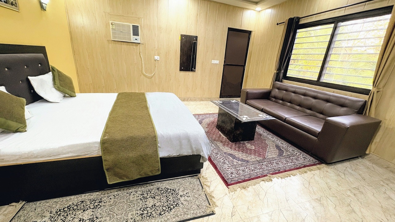 Photo of Bedroom in Rakabganj