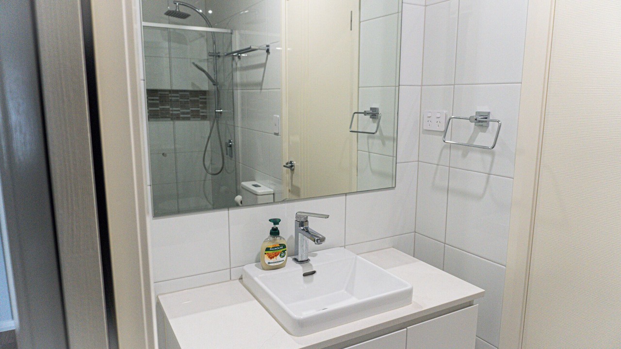Photo of Bathroom in Gledswood Hills
