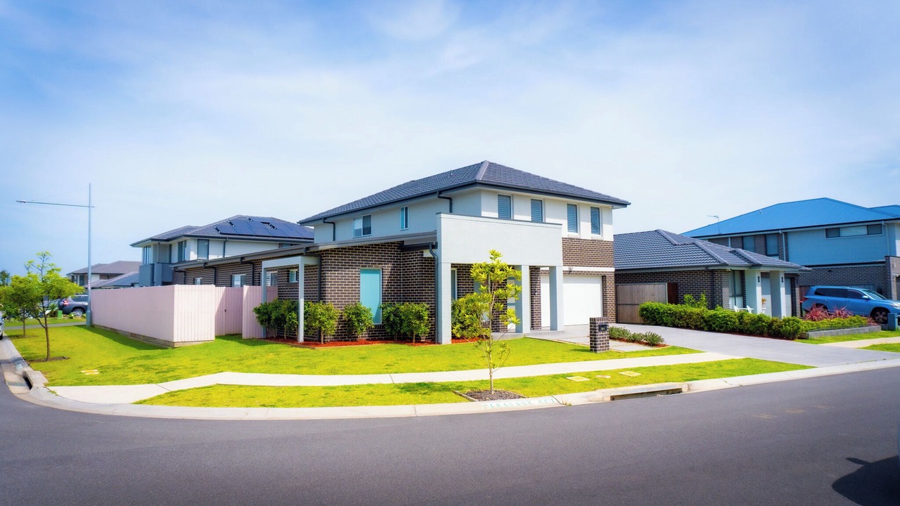 Photo of Outdoor in Gledswood Hills