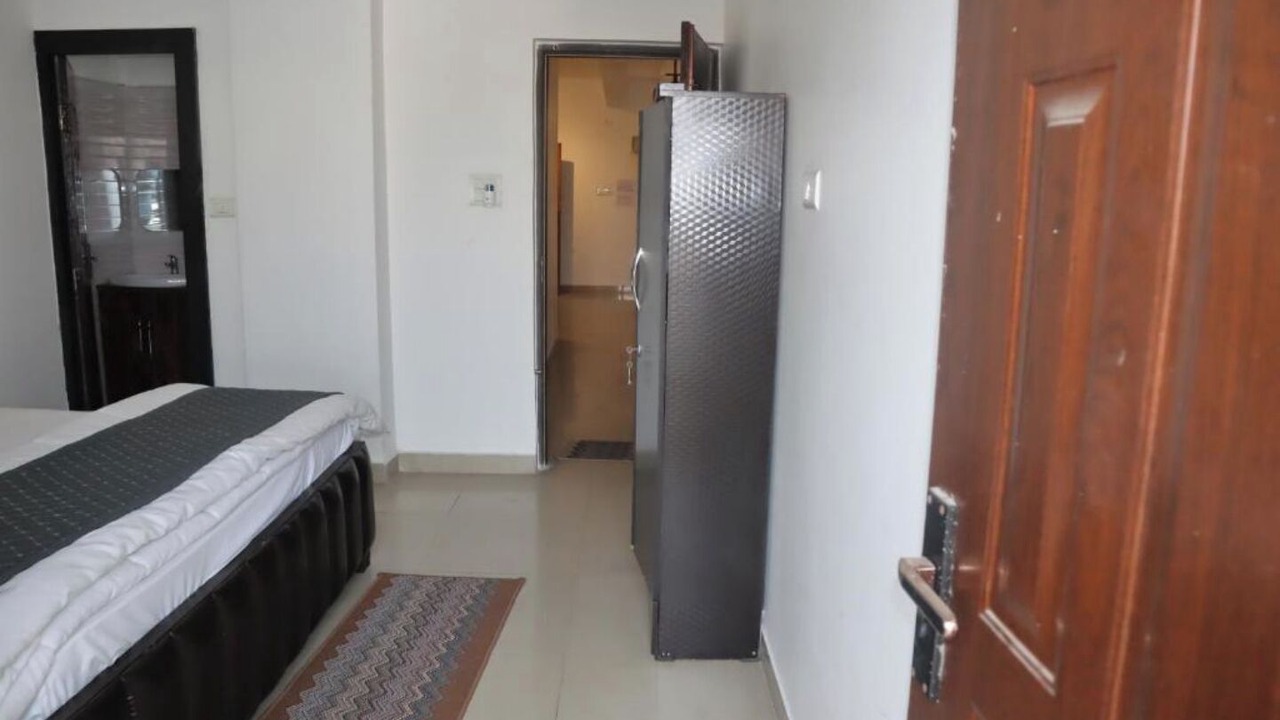 Photo of Bedroom in Mahmoorganj