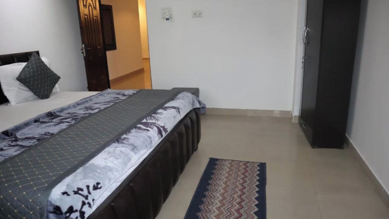Photo of Bedroom in Mahmoorganj