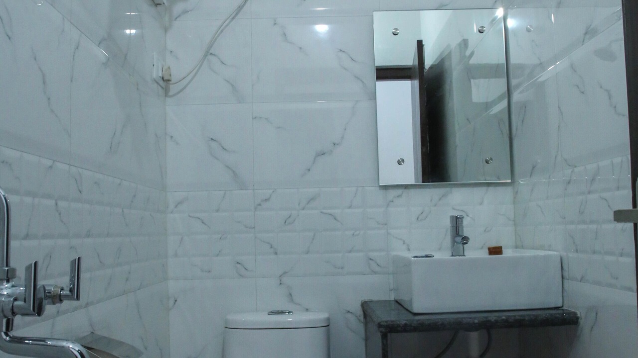 Photo of Bathroom in Taj Ganj