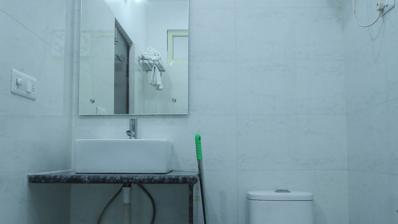 Photo of Bathroom in Taj Ganj