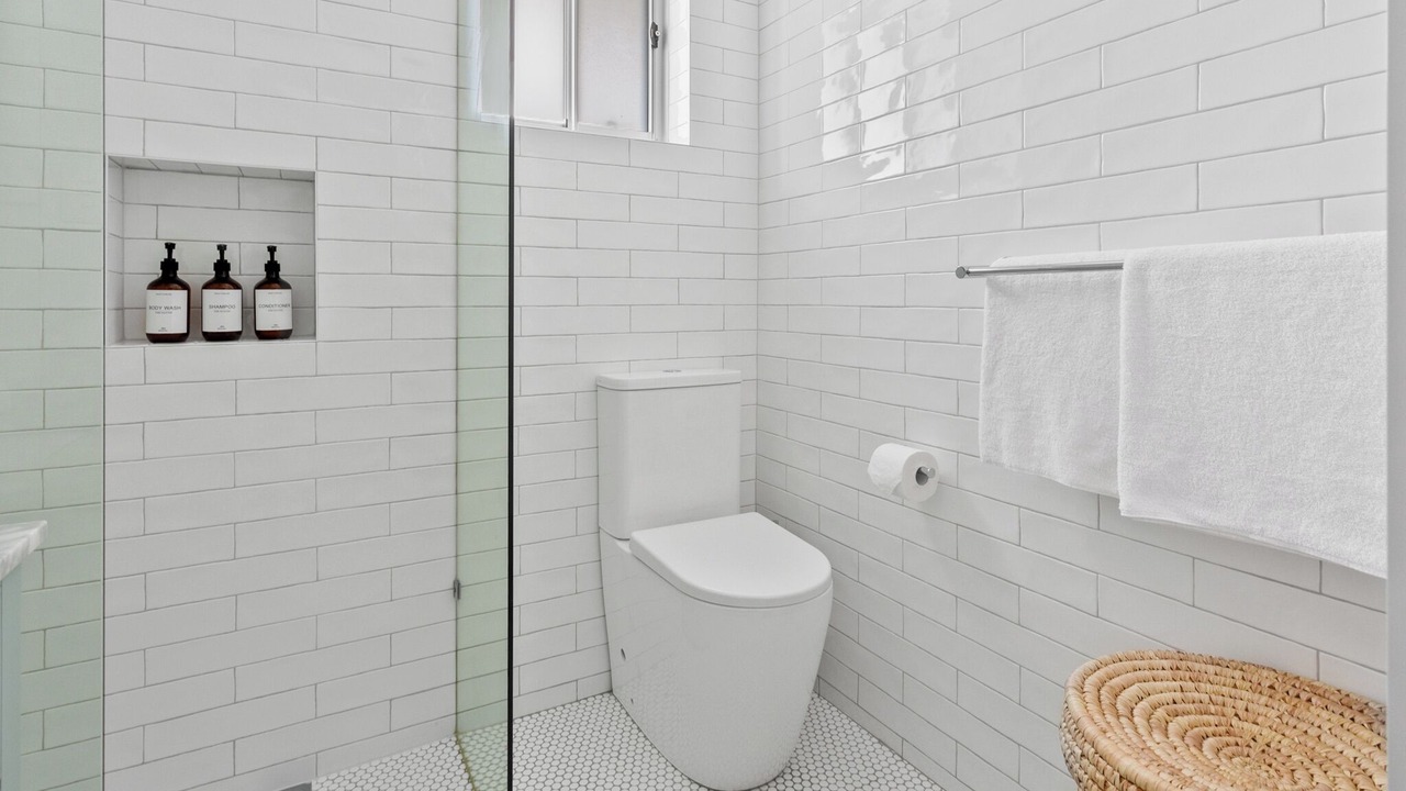 Photo of Bathroom in Freshwater