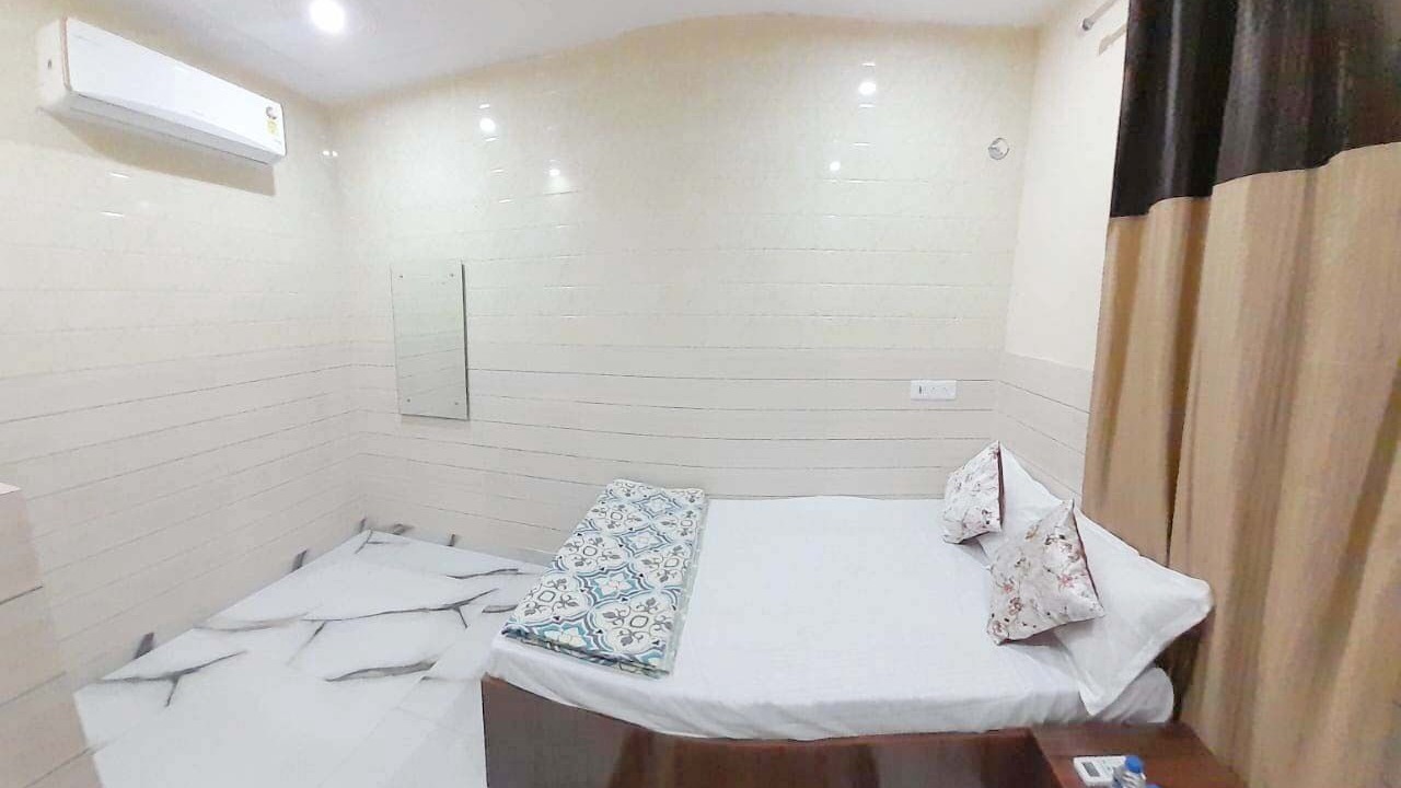 Photo of Bedroom in Agra