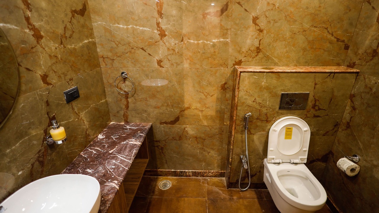 Photo of Bathroom in Mahmoorganj
