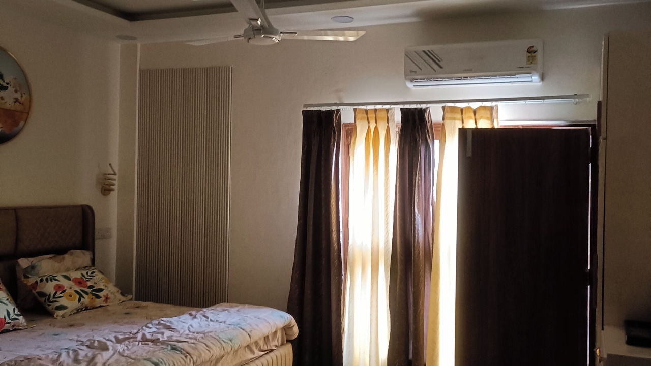 Photo of Bedroom in Greater Noida