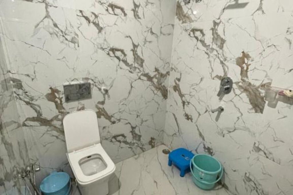 Photo of Bathroom in Basai