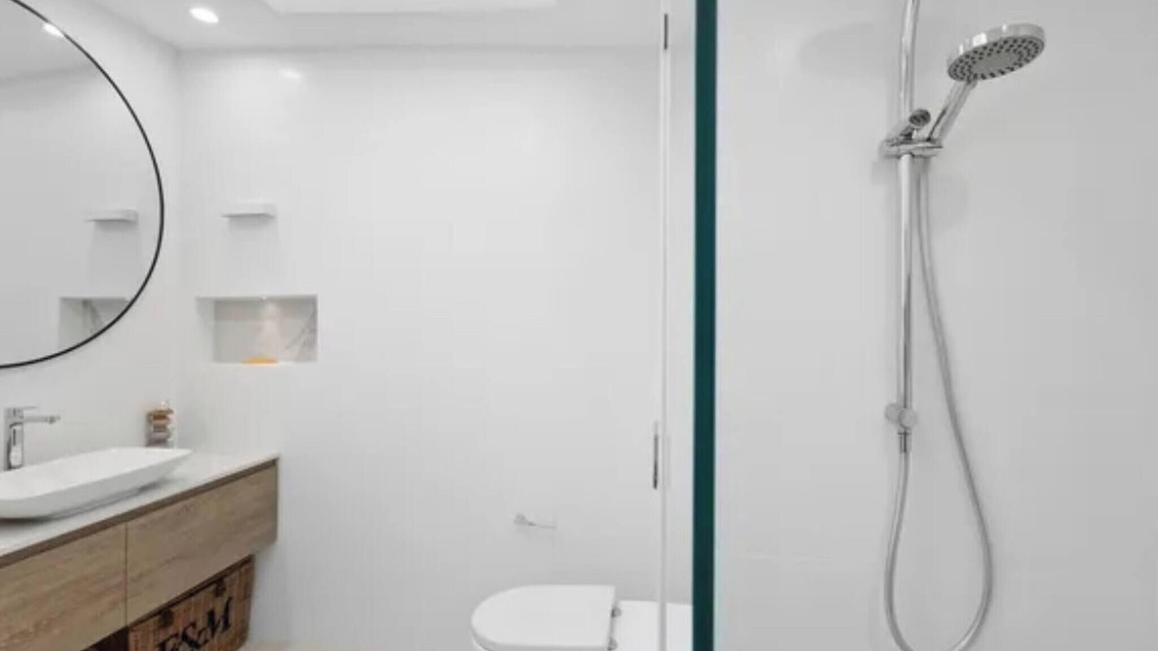 Photo of Bathroom in Avalon Beach