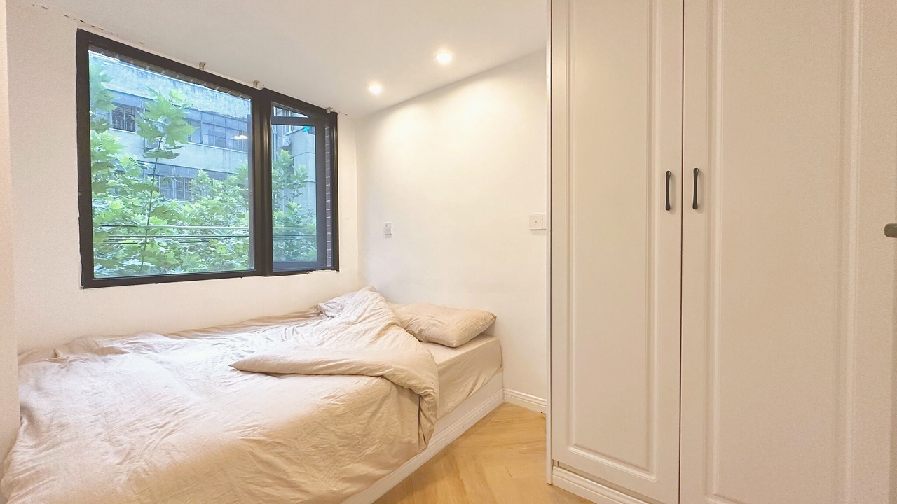 Photo of Bedroom in Downtown Shanghai