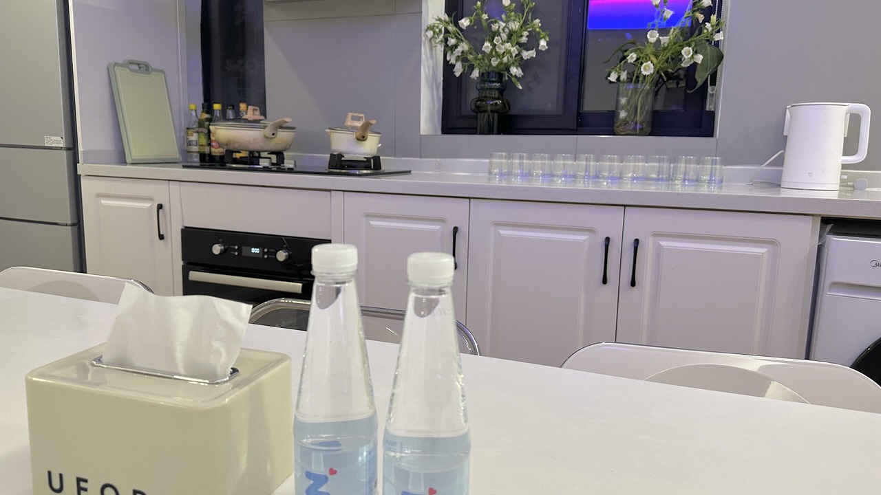 Photo of Kitchen in Downtown Shanghai