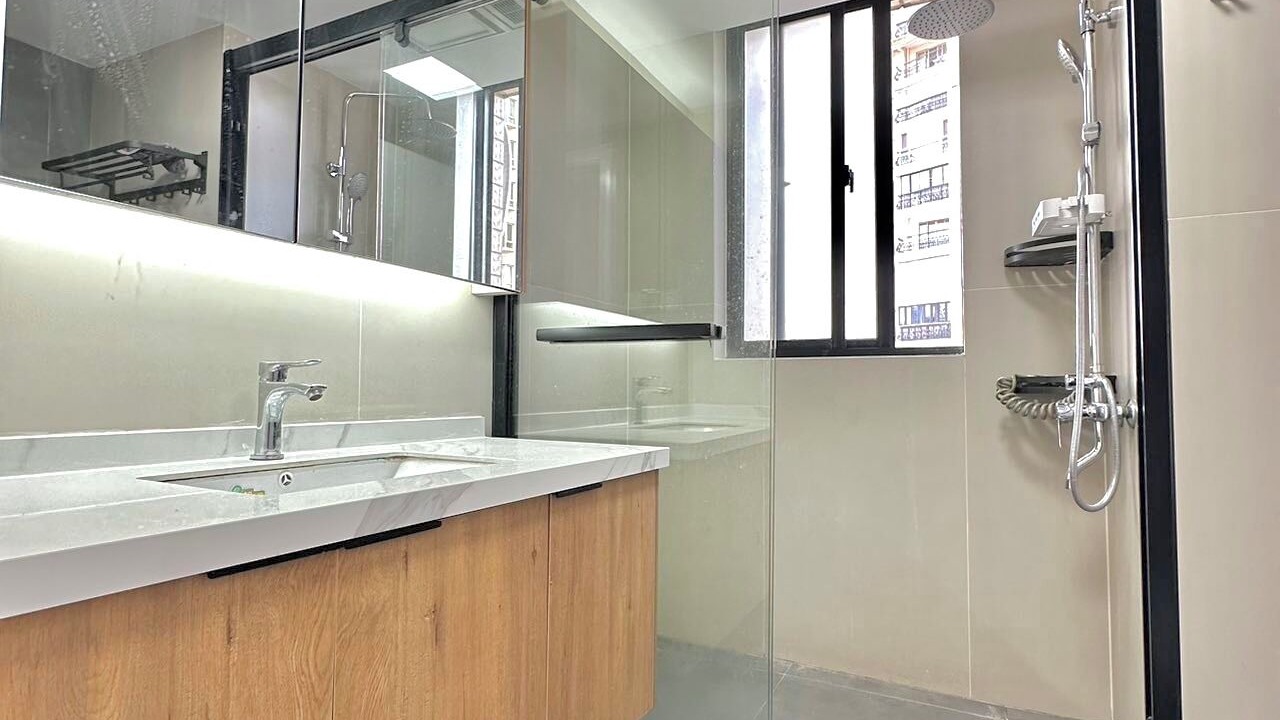 Photo of Bathroom in Huangpu