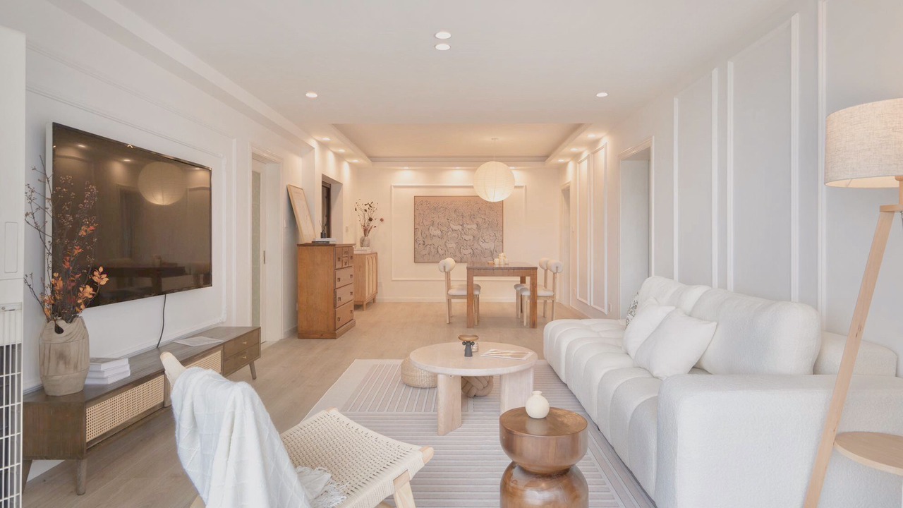 Photo of Livingroom in Downtown Shanghai