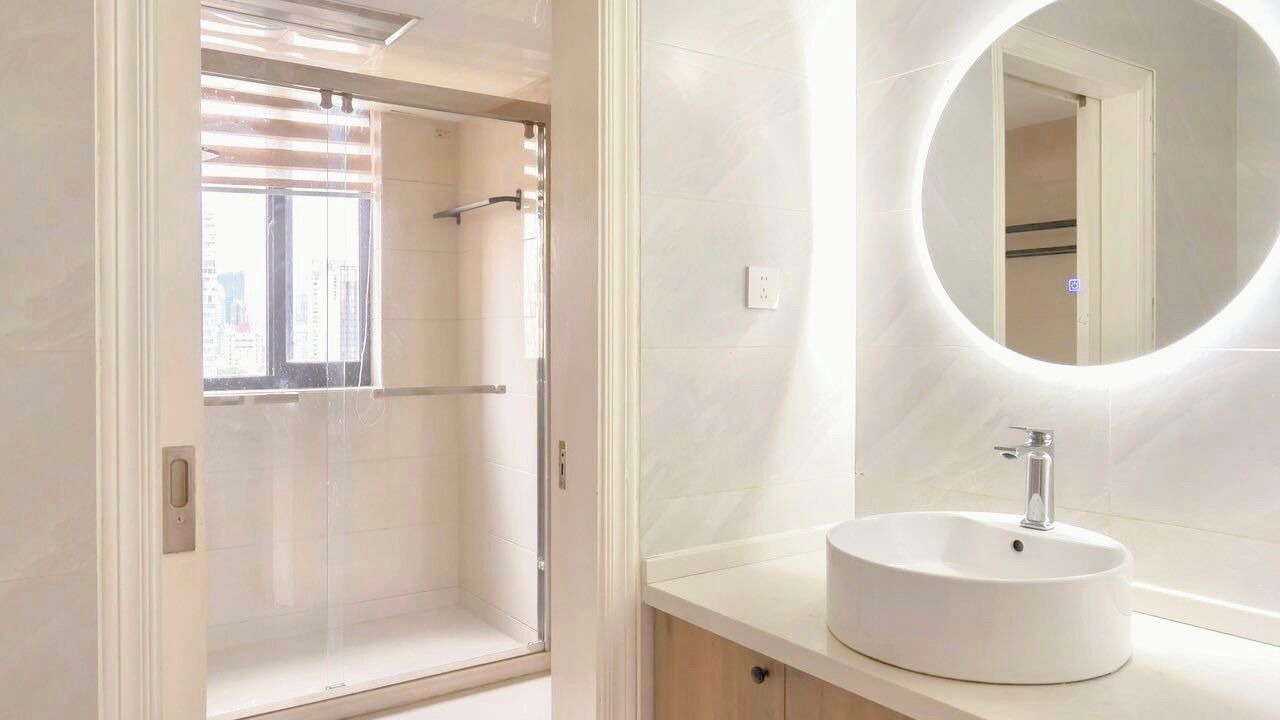 Photo of Bathroom in Downtown Shanghai