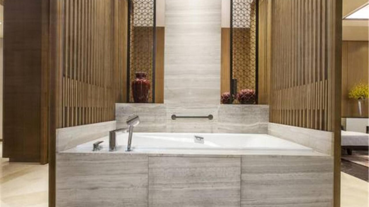 Photo of Bathroom in Jinsong Panjiayuan