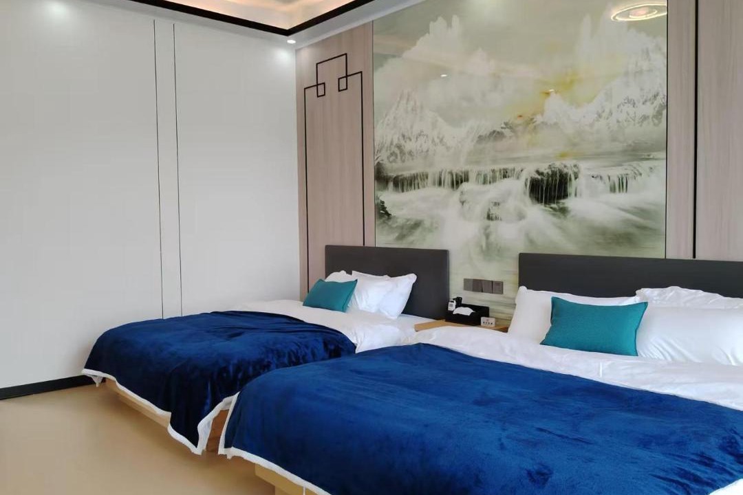Photo of Bedroom in Deqen County