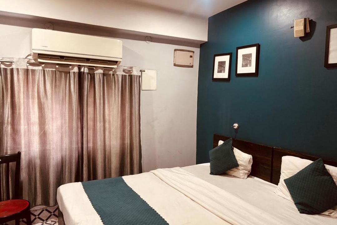 Photo of Bedroom in Sualkuchi