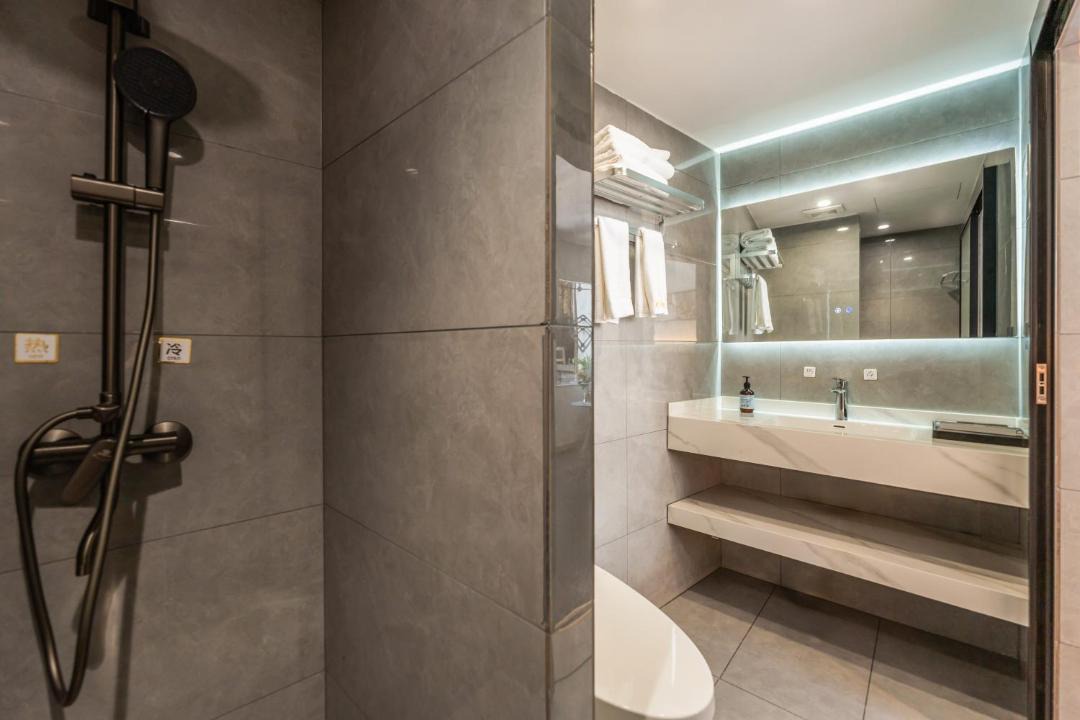 Photo of Bathroom in Dayan Old Town