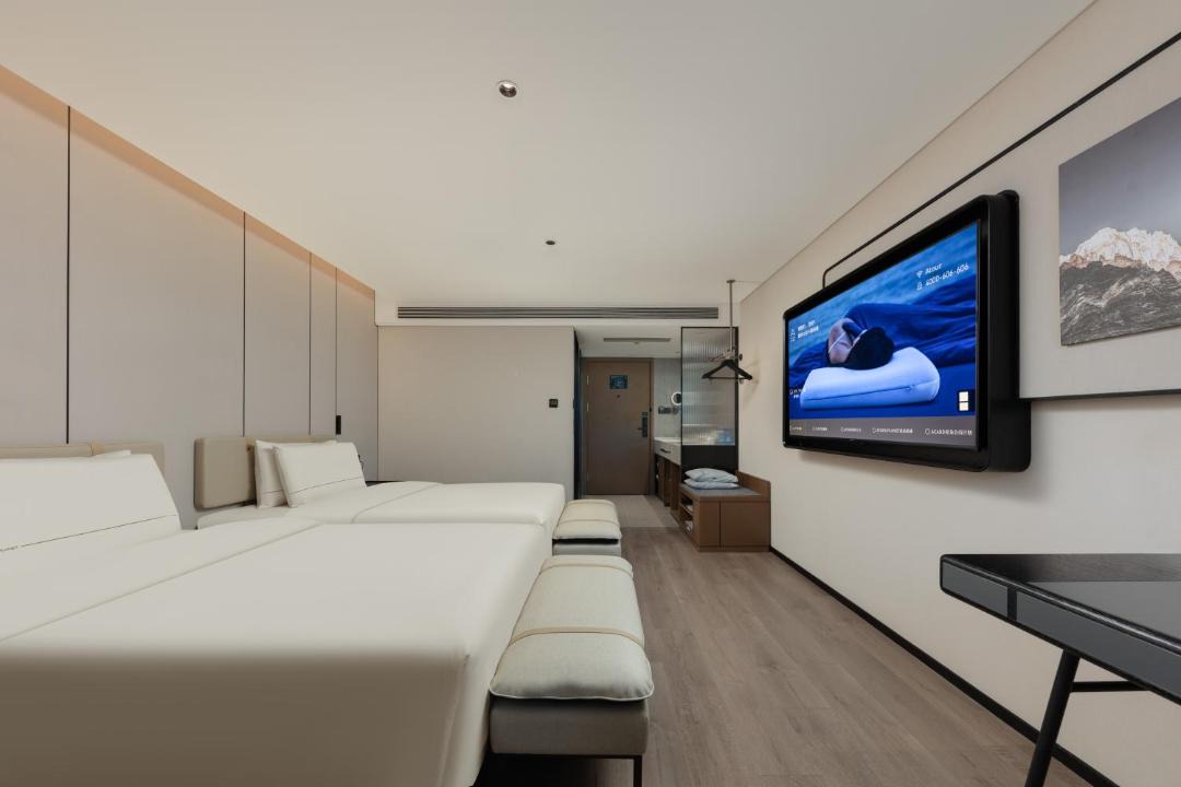 Photo of Livingroom in Downtown Shanghai