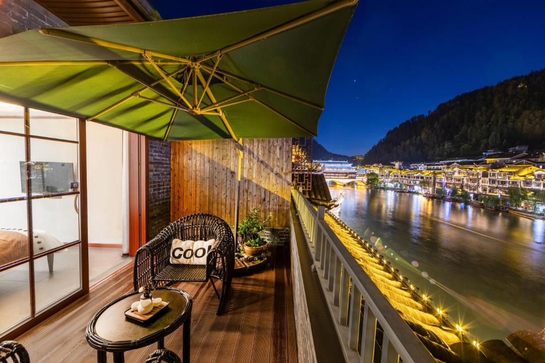 Photo of Others in Fenghuang