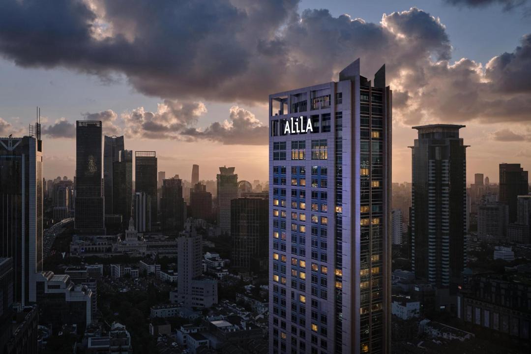 Photo of Others in Downtown Shanghai