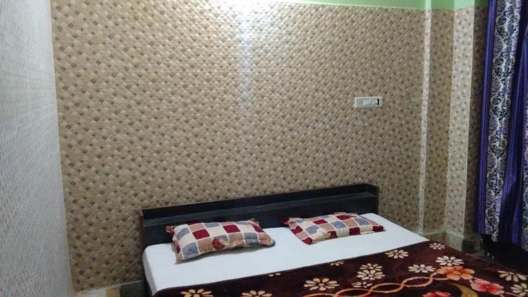 Photo of Bedroom in Mathura