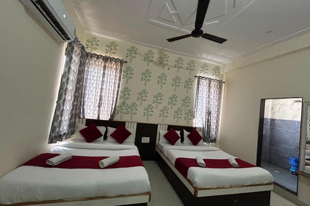 Photo of Bedroom in Khatu
