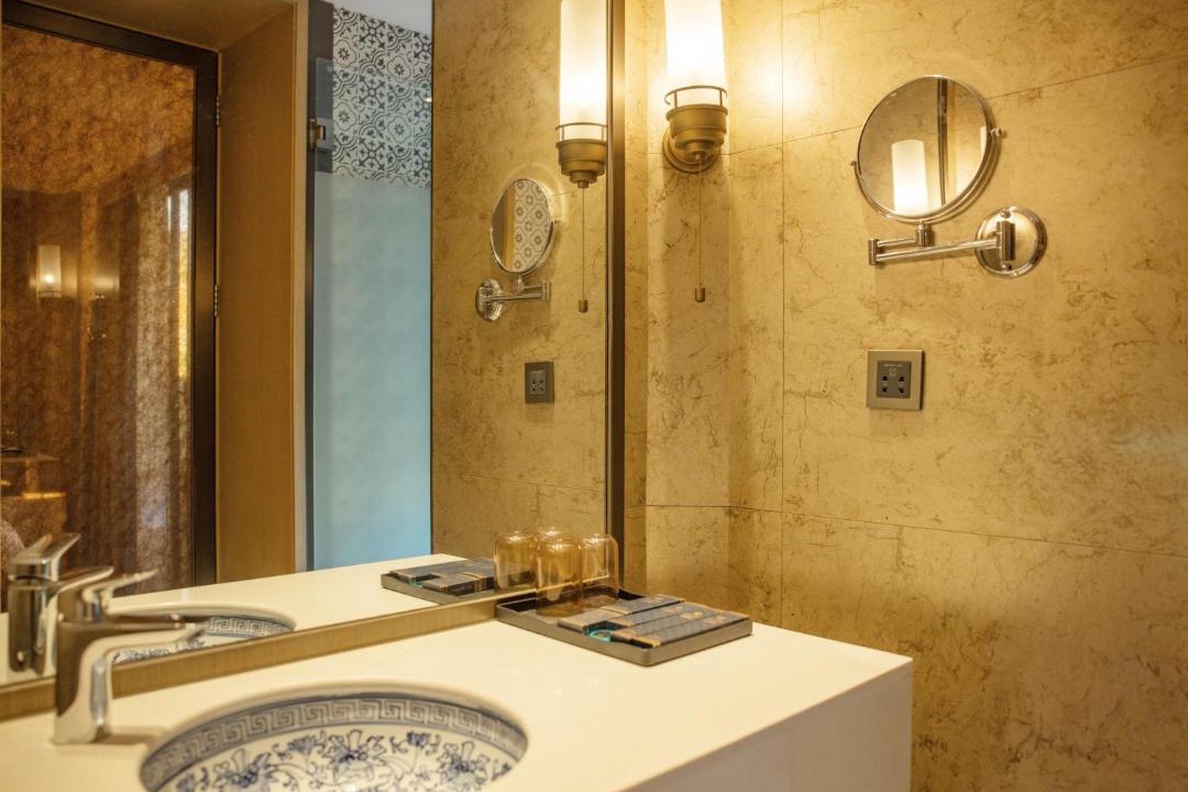 Photo of Bathroom in Dayan Old Town