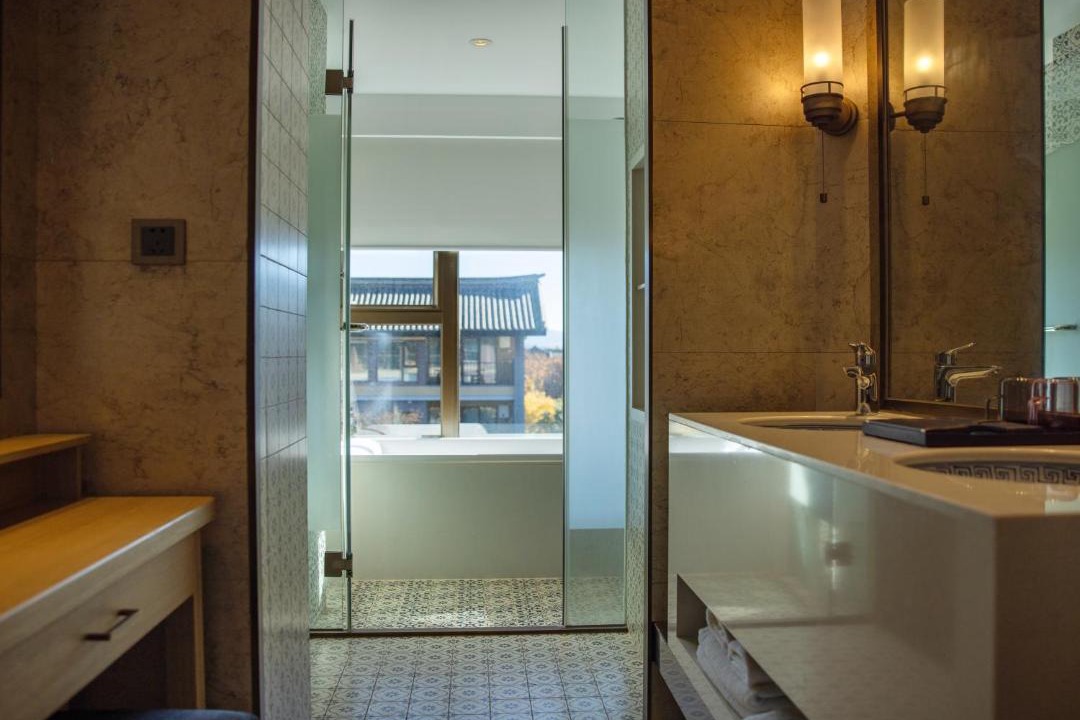 Photo of Bathroom in Dayan Old Town