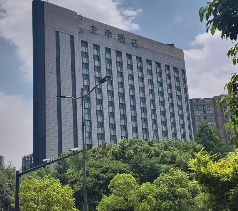 Photo of Others in Downtown Hangzhou