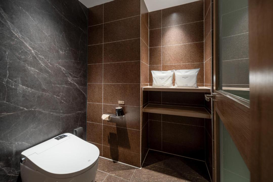 Photo of Bathroom in Qingdao City Center