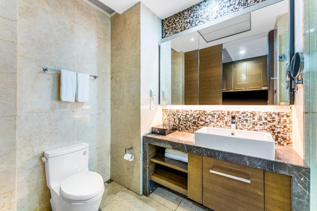 Photo of Bathroom in Guangzhou Central Business District