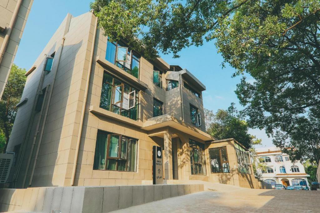 Photo of Buildings in Dong Hu Lake